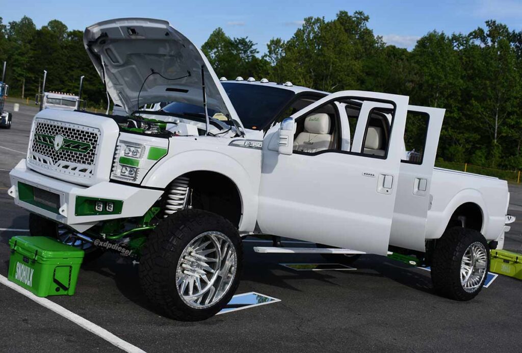 Gerard Lloyds 2016 Ford F350 SnoHulk