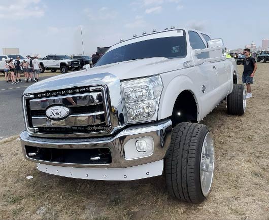 Karl's 2016 Ford F-350