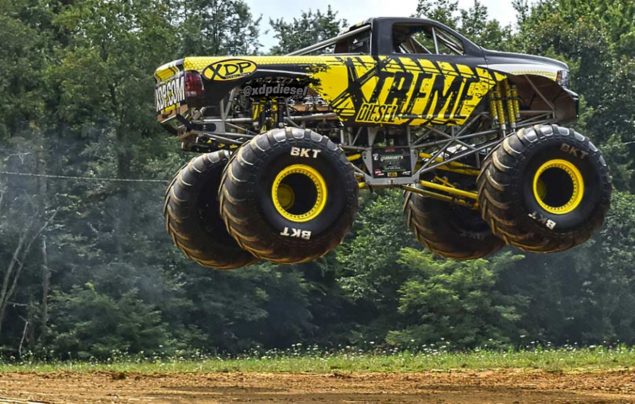 Xtreme Diesel 2.0 performing a jump